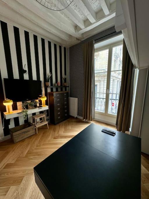 Appartement Au Coeur De Paris Eksteriør bilde